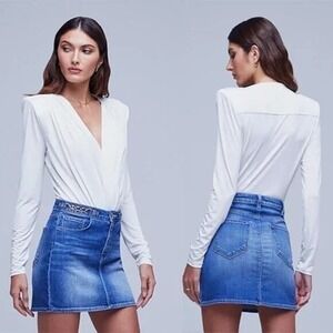 L'agence Kallie Long Sleeve V-Neck Crossover White Bodysuit S READ B22
